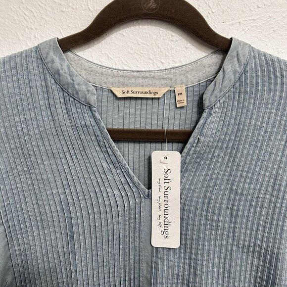 Soft Surroundings Top Womens PM Blue Bell Sleeve Chambray Cottagecore Coastal - Picture 7 of 10